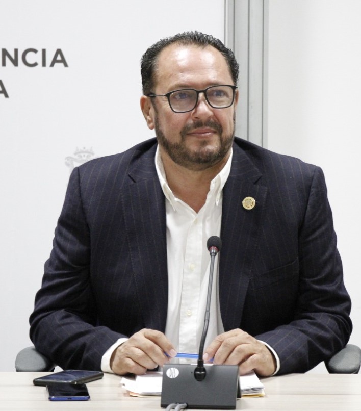 Visibiliza Diputado Armando Rangel incertidumbre laboral que viven docentes del CETAC