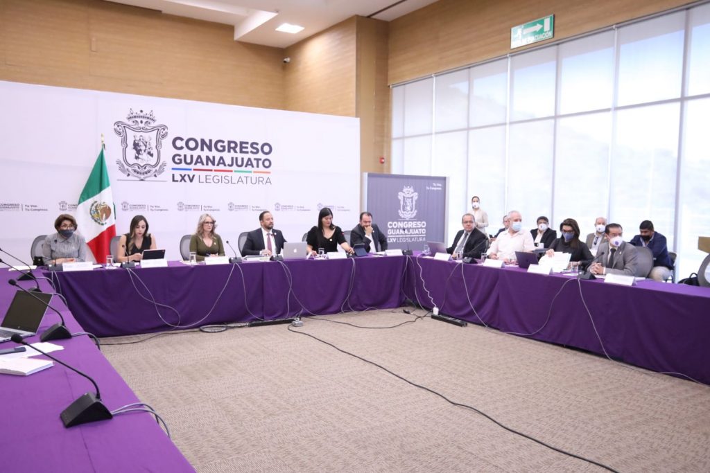 Dialogan diputados panistas con el secretario de Educación en Guanajuato sobre estrategias para combatir la deserción escolar