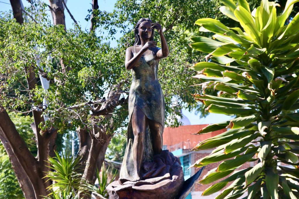 Regresan Esculturas de ‘Las Estaciones del Año’ a Bulevar Lázaro Cárdenas