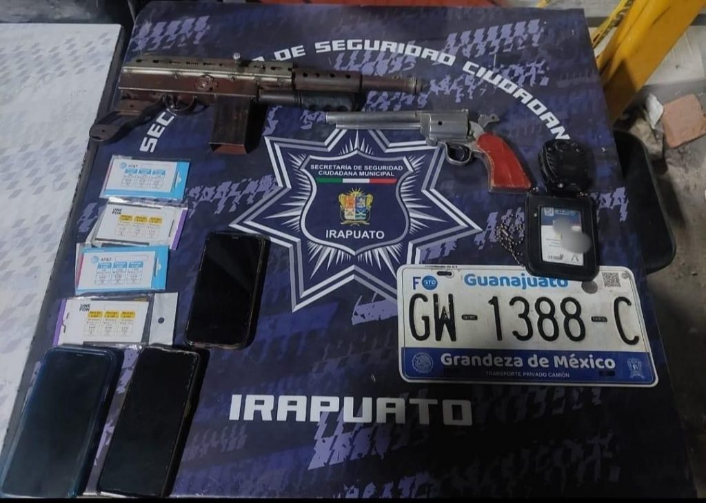 Detienen a agente de tránsito de Irapuato, armado